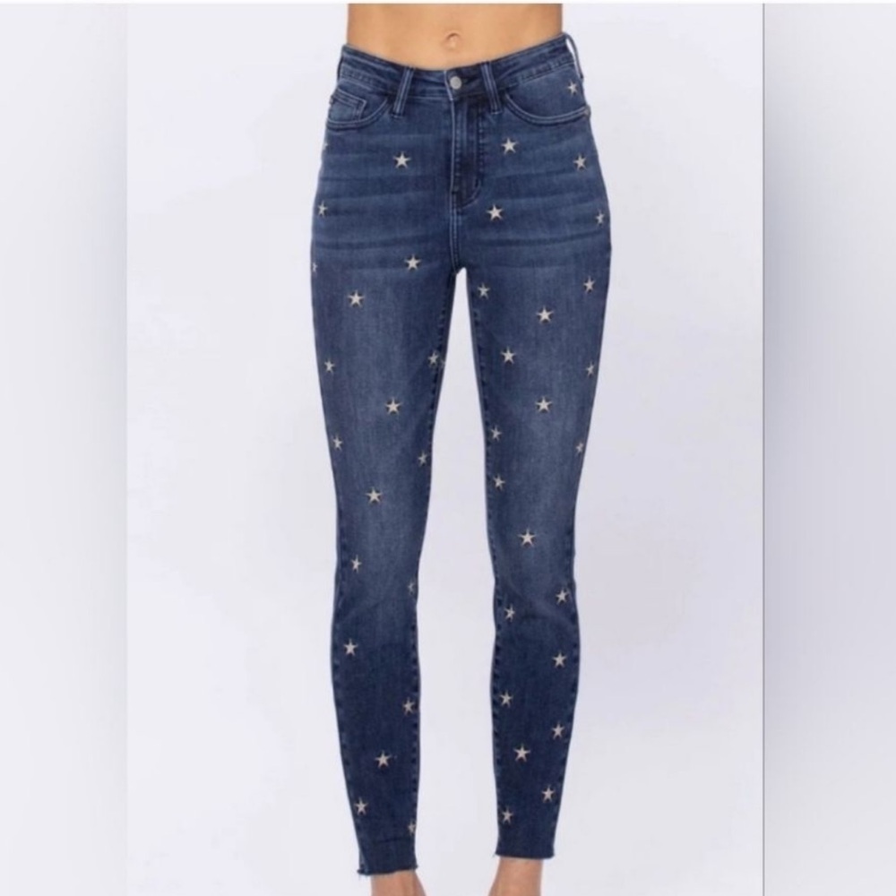 Judy Blue Starry Jeans Size 7/28 Patriotic Jeans embroidered star denim 4th July